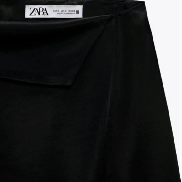 Zara Black Fringe Satin Mini
Skirt - Picture 6 of 7